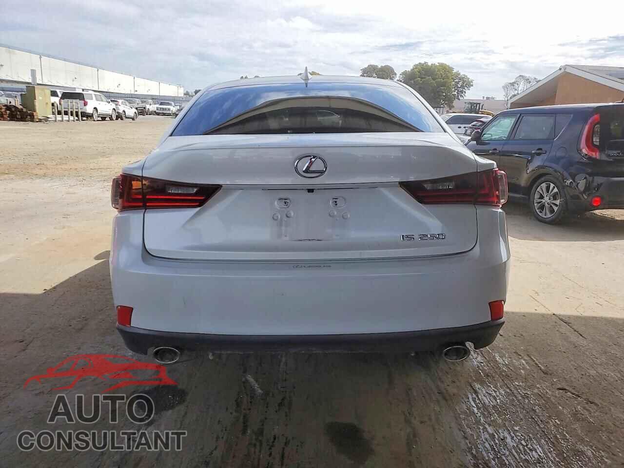 LEXUS IS 2014 - JTHBF1D22E5039240