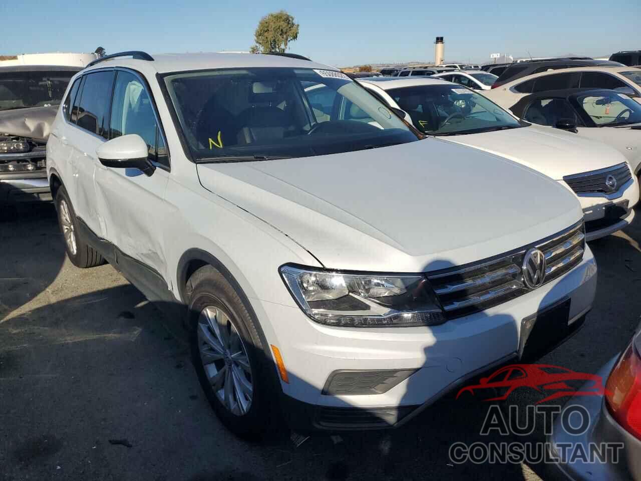 VOLKSWAGEN TIGUAN 2018 - 3VV2B7AXXJM074386