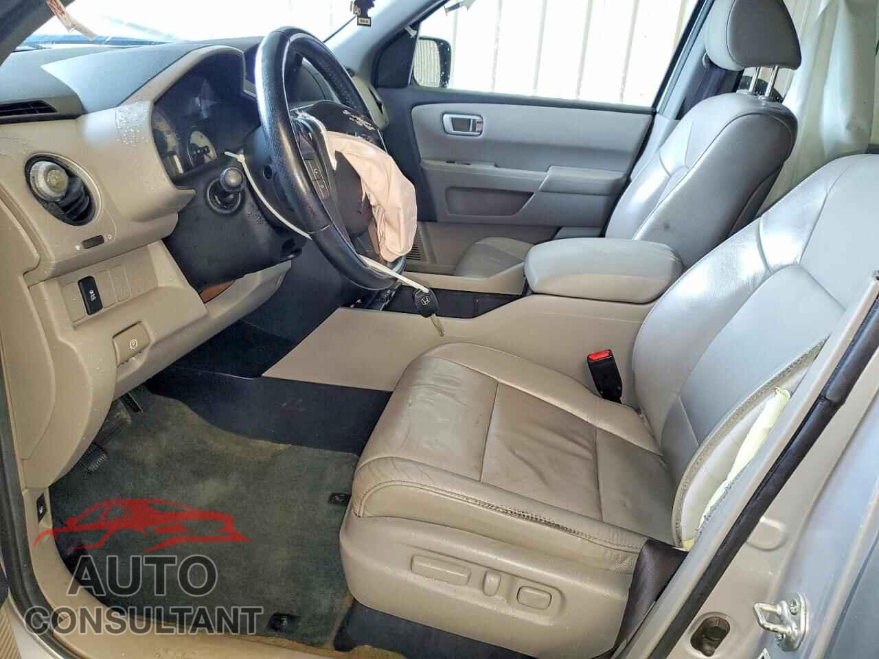 HONDA PILOT 2013 - 5FNYF4H59DB055515