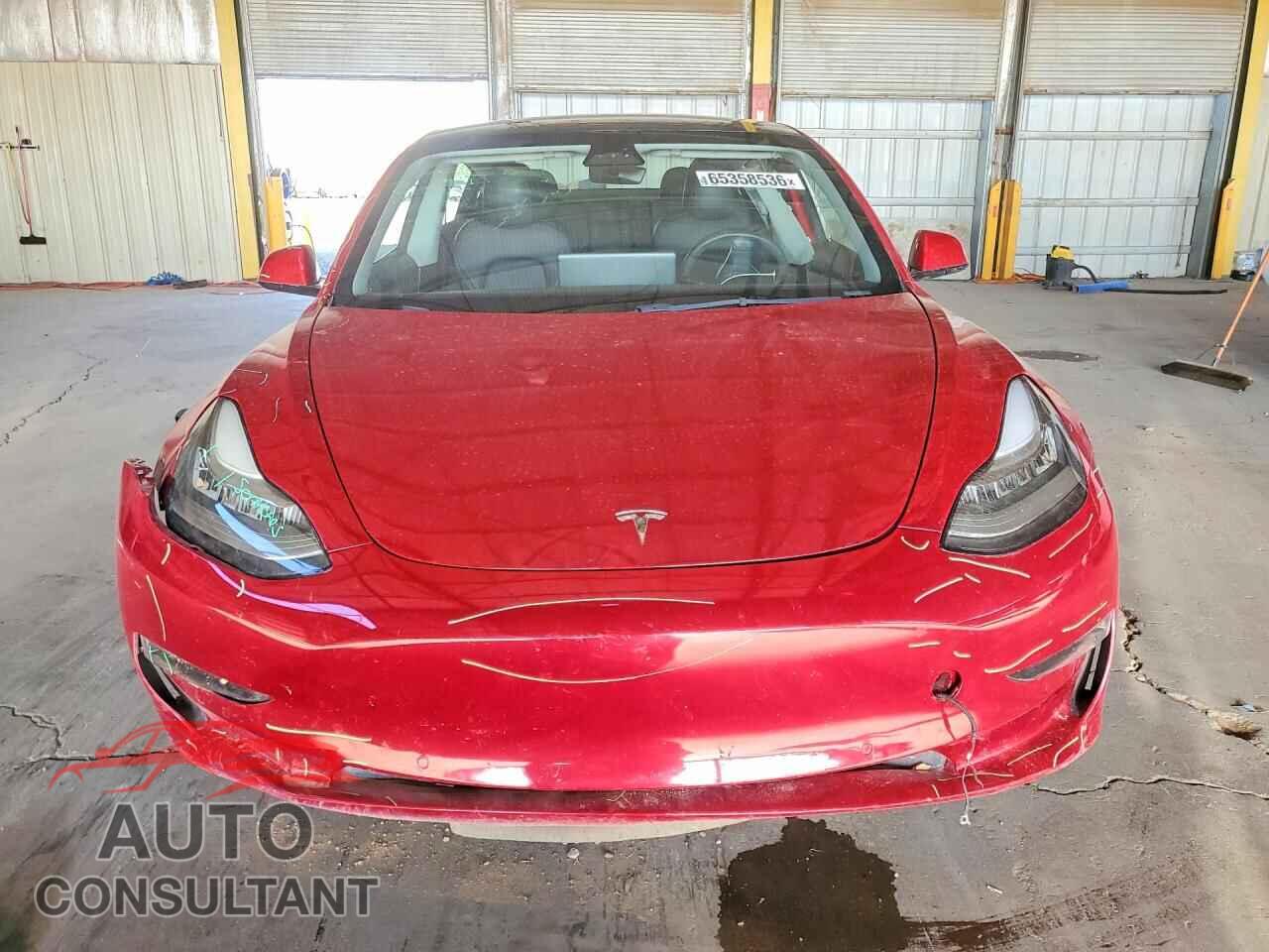 TESLA MODEL 3 2022 - 5YJ3E1EB5NF261972