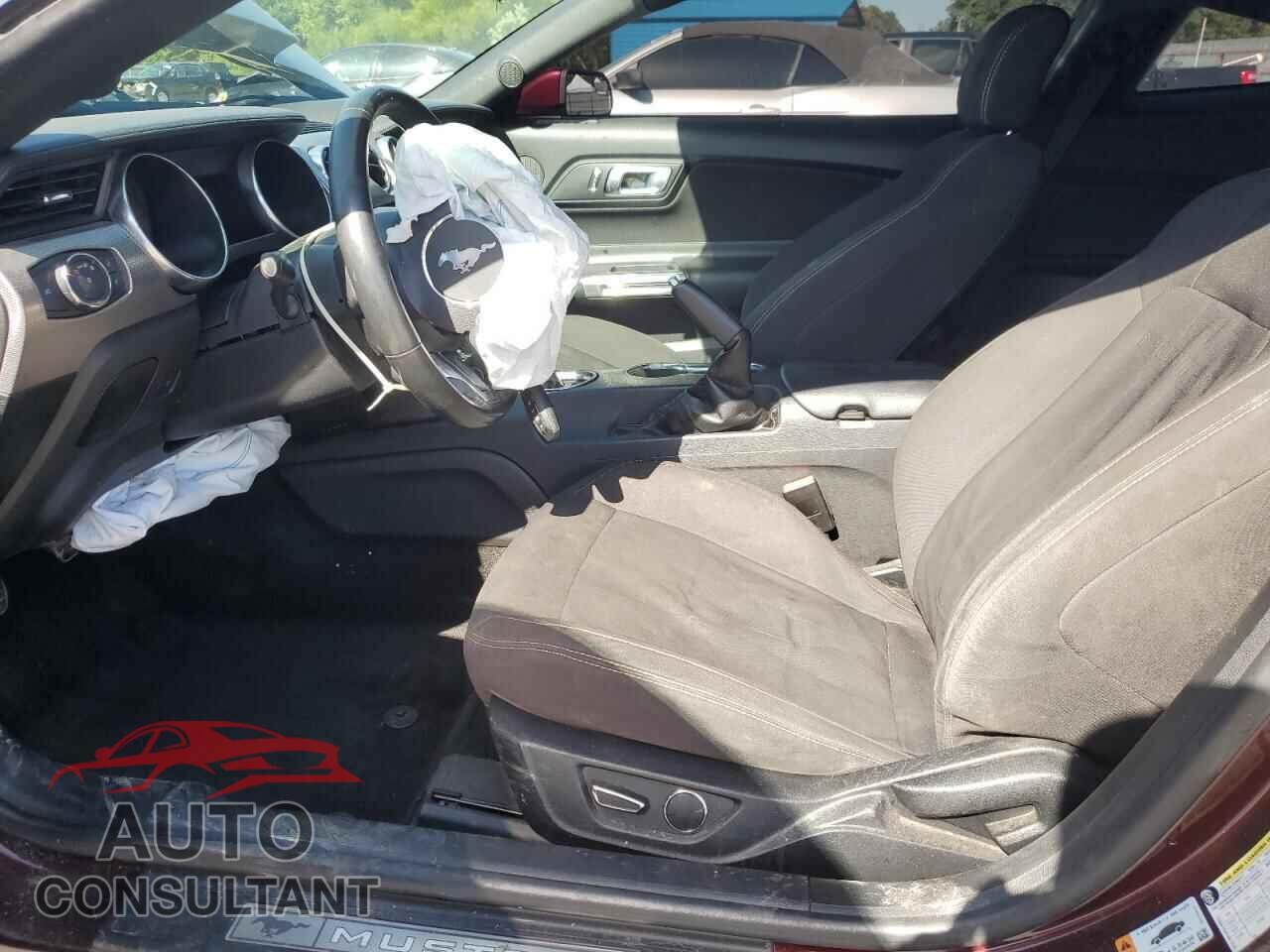 FORD MUSTANG 2018 - 1FA6P8CF1J5100445
