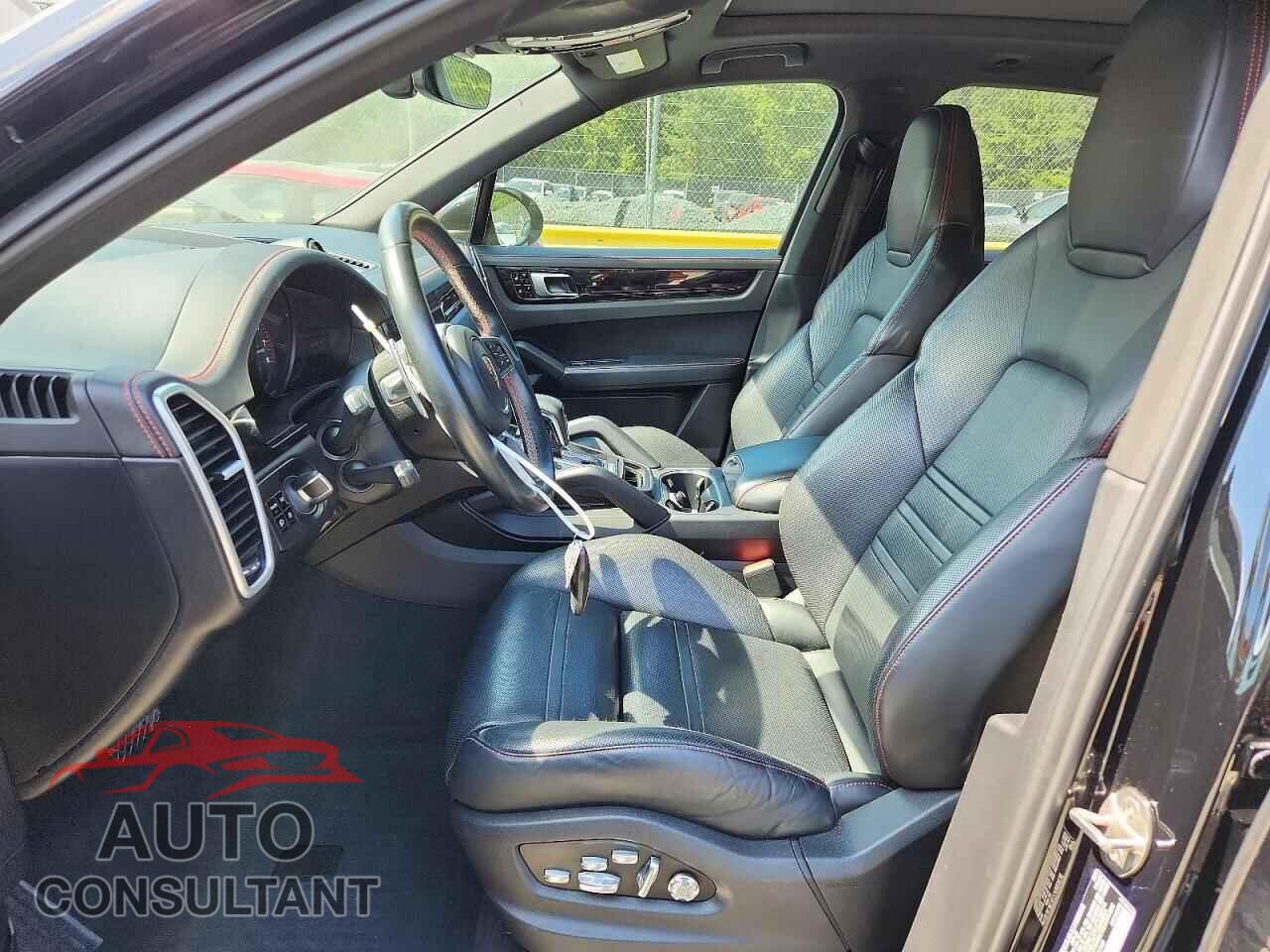 PORSCHE CAYENNE 2019 - WP1AA2AY2KDA17149