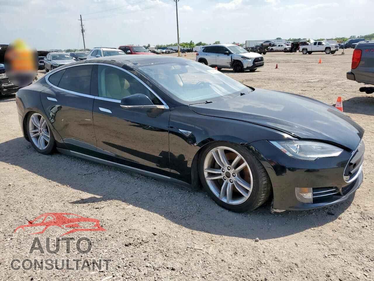 TESLA MODEL S 2014 - 5YJSA1H18EFP41224