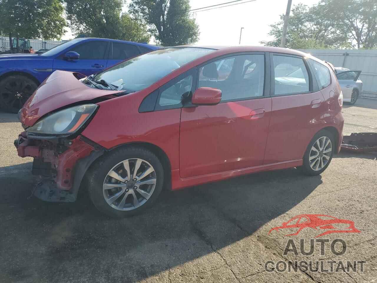 HONDA FIT 2013 - JHMGE8H51DC069393