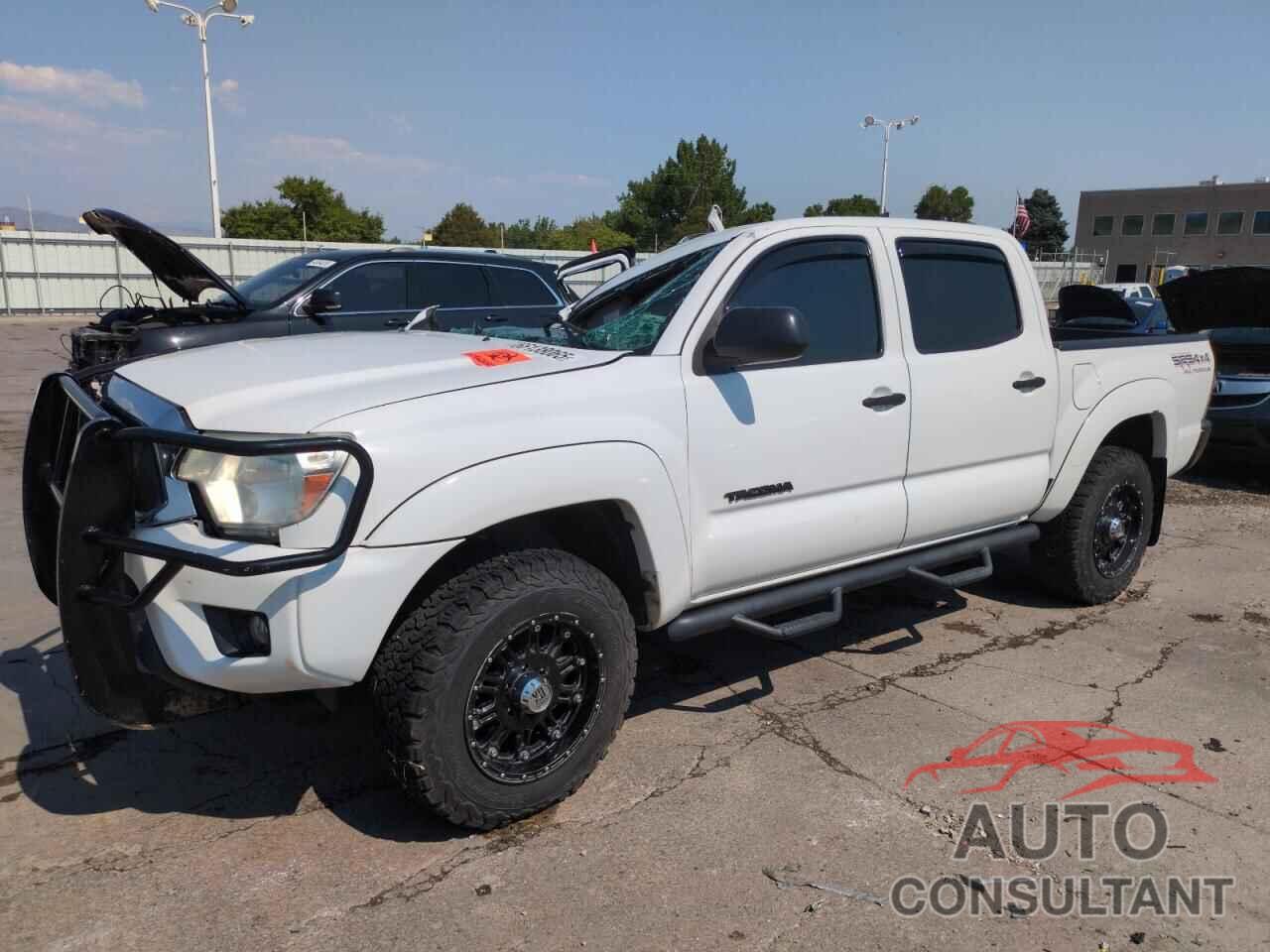 TOYOTA TACOMA 2015 - 5TFLU4EN6FX130913