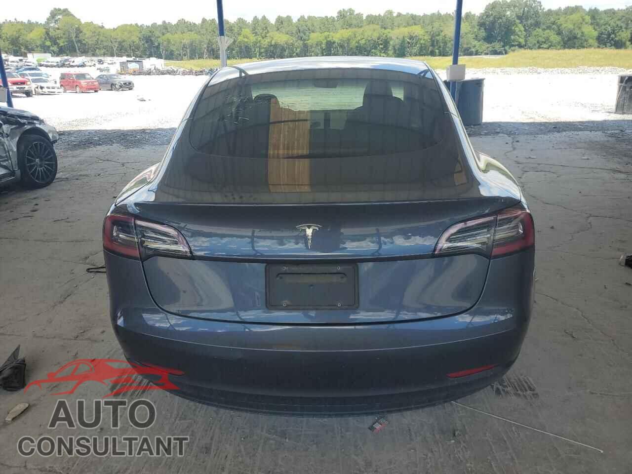 TESLA MODEL 3 2023 - 5YJ3E1EA5PF423108