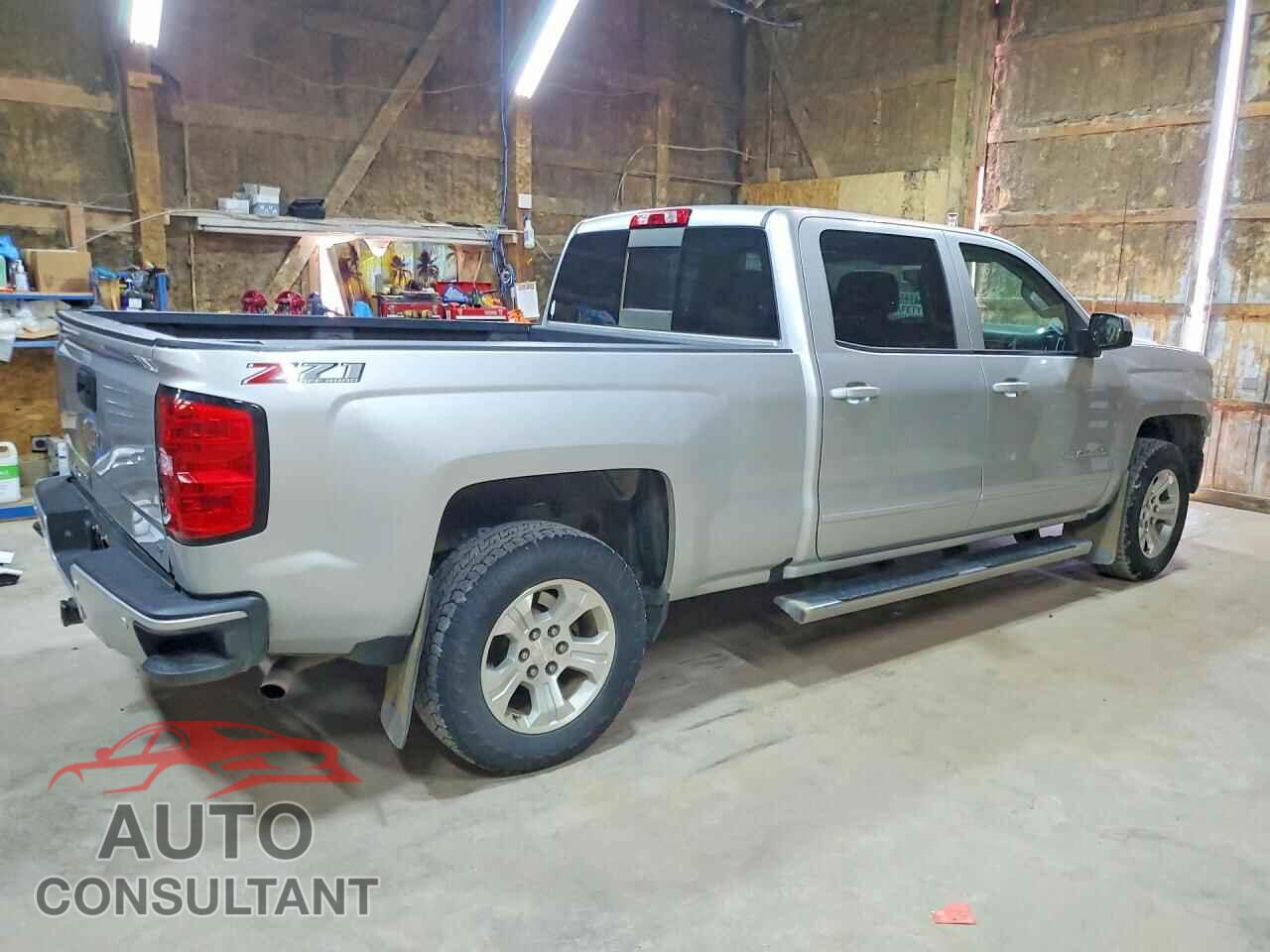 CHEVROLET SILVERADO 2018 - 3GCUKREC2JG523942
