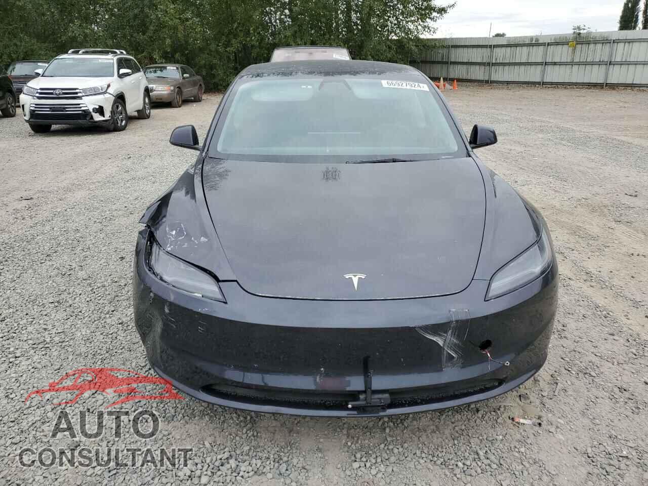 TESLA MODEL 3 2024 - 5YJ3E1EB9RF729126