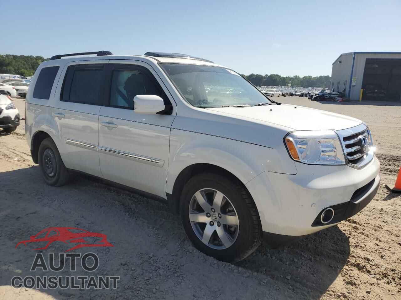 HONDA PILOT 2015 - 5FNYF3H92FB017561