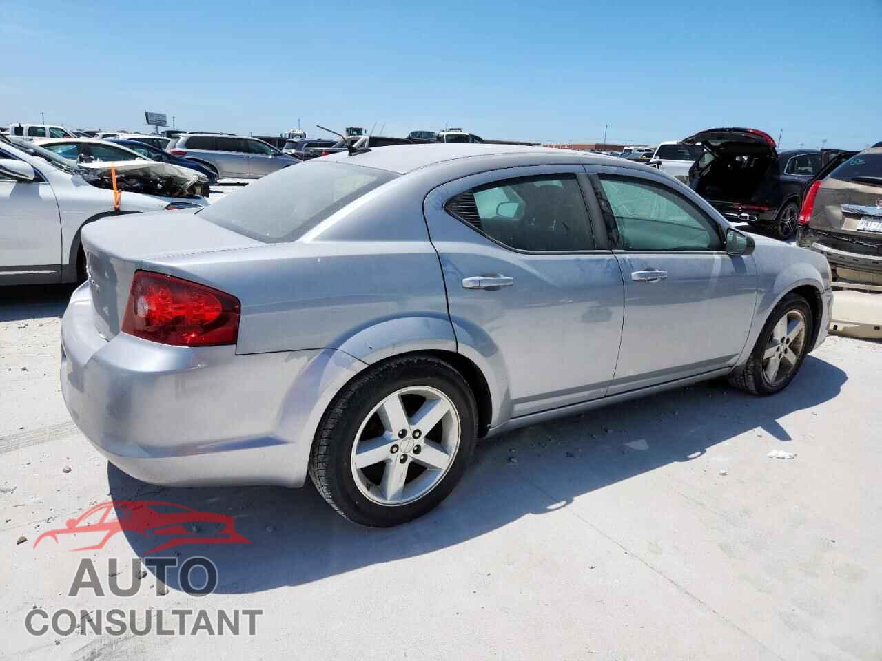 DODGE AVENGER 2013 - 1C3CDZAB2DN657658