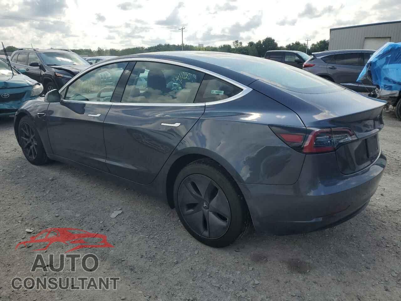 TESLA MODEL 3 2019 - 5YJ3E1EB6KF209763