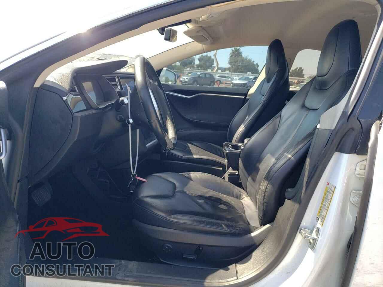 TESLA MODEL S 2014 - 5YJSA1S1XEFP51276