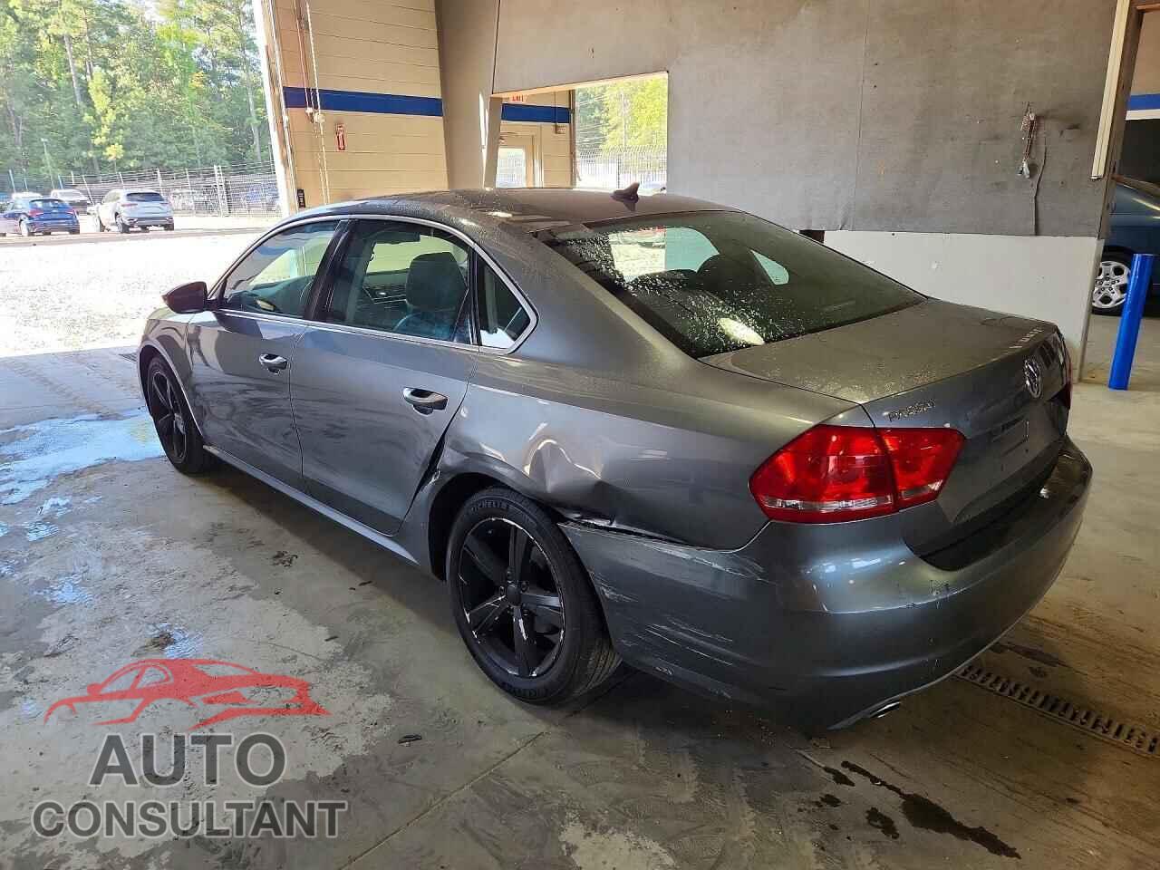 VOLKSWAGEN PASSAT 2012 - 1VWBP7A33CC091013