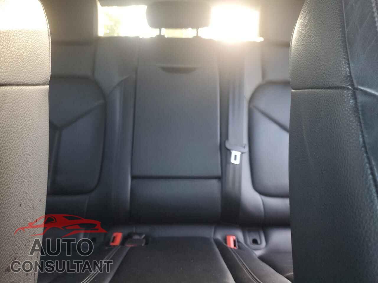 PORSCHE MACAN 2018 - WP1AA2A55JLB10273