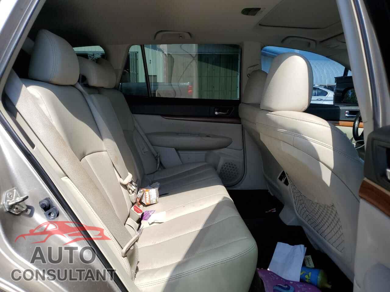 SUBARU OUTBACK 2014 - 4S4BRBNC4E3217419
