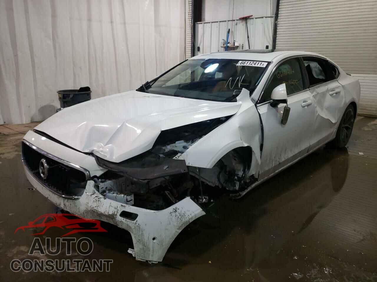 VOLVO S90 2018 - LVY982MK2JP007783