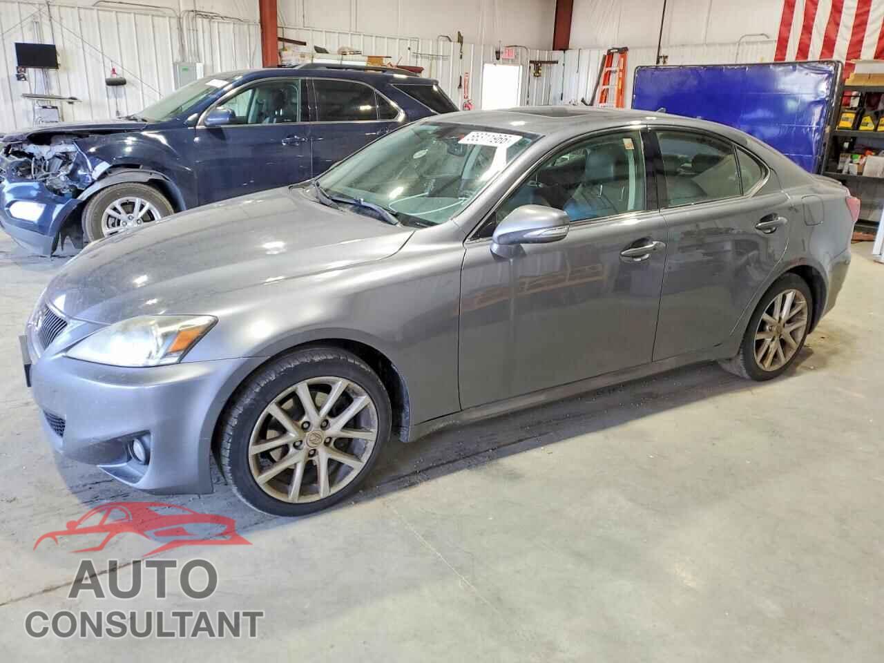 LEXUS IS 2012 - JTHCF5C20C5060341