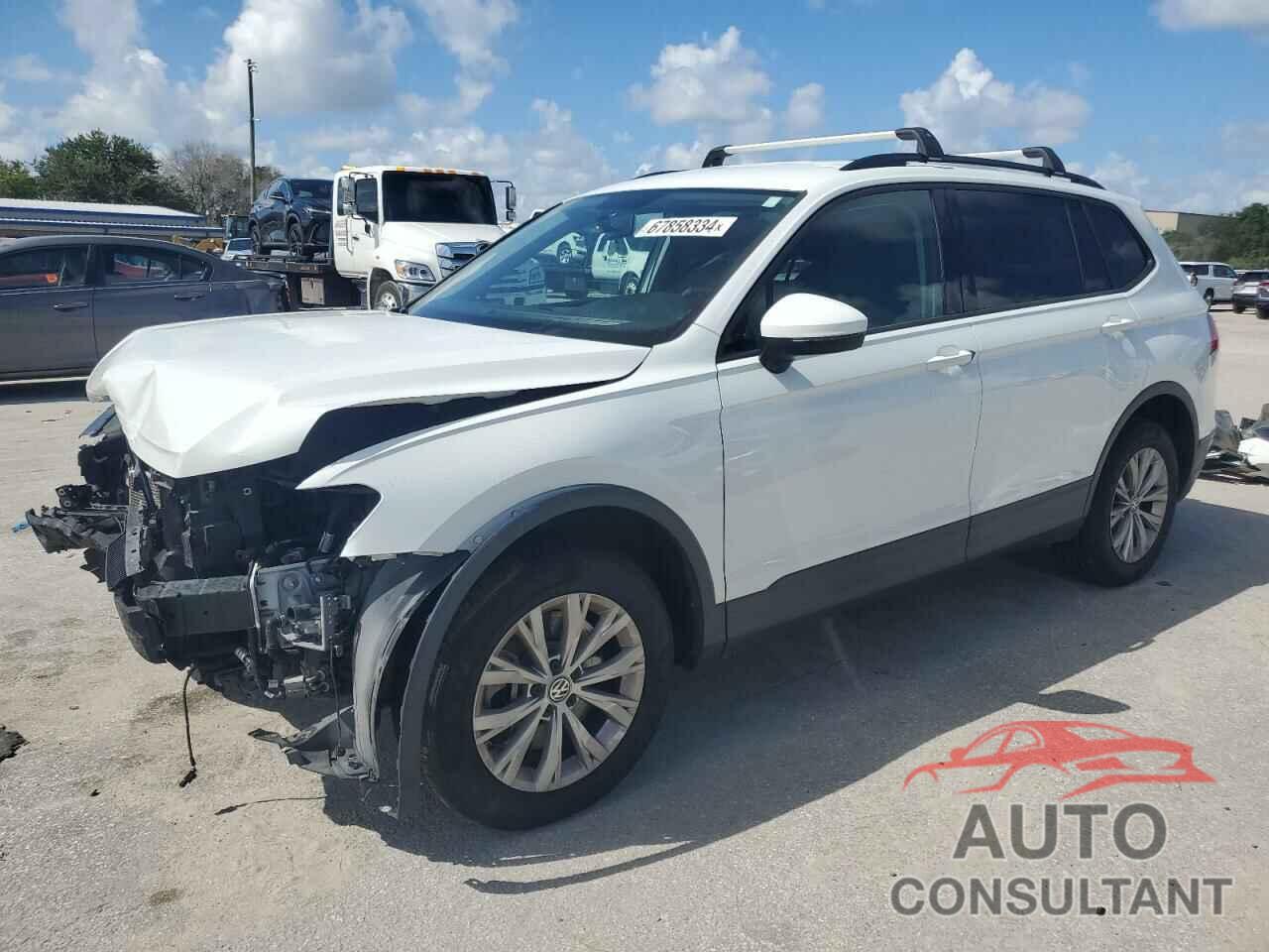 VOLKSWAGEN TIGUAN 2018 - 3VV1B7AXXJM107589