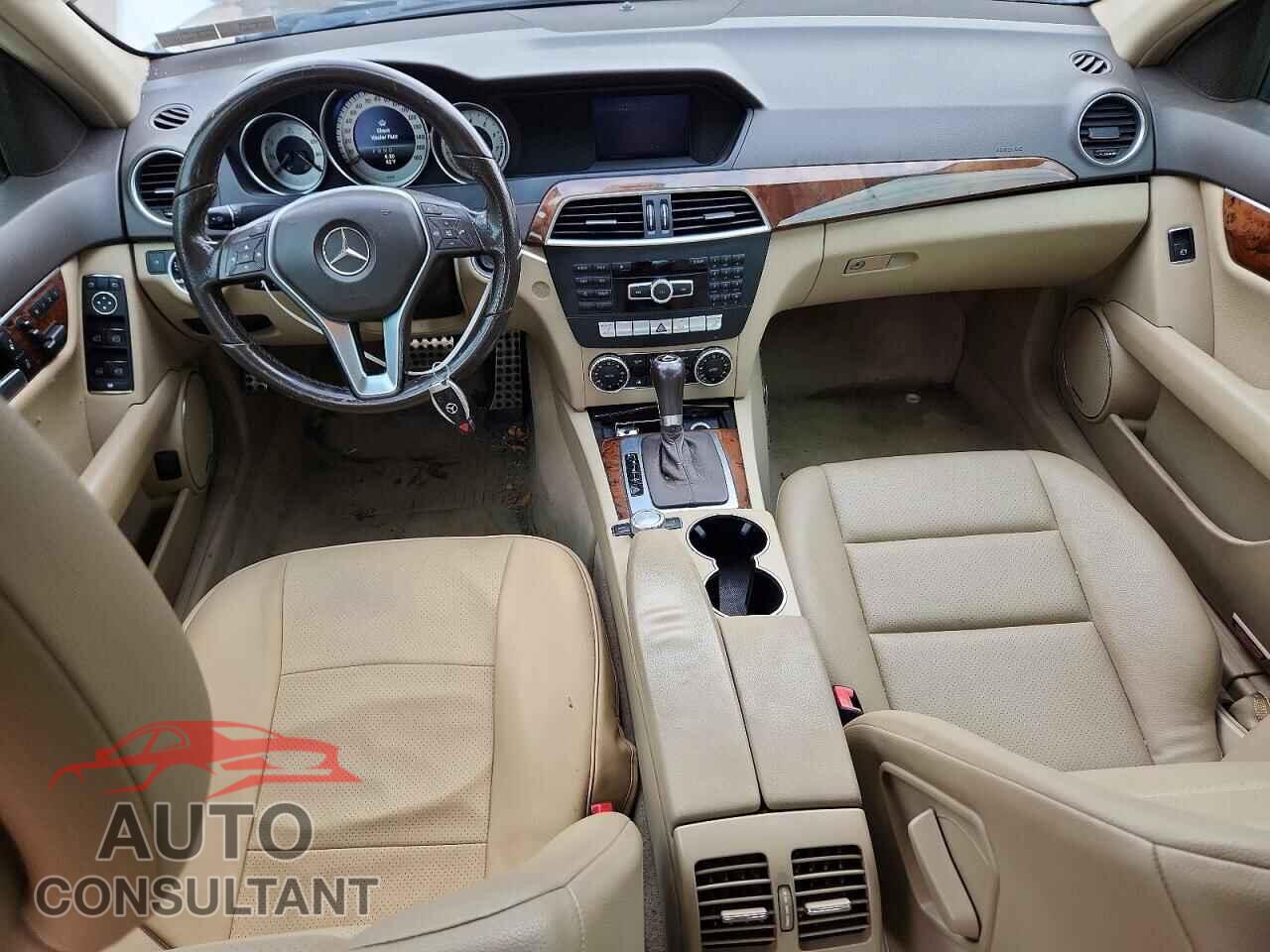 MERCEDES-BENZ C-CLASS 2014 - WDDGF8AB7ER324468