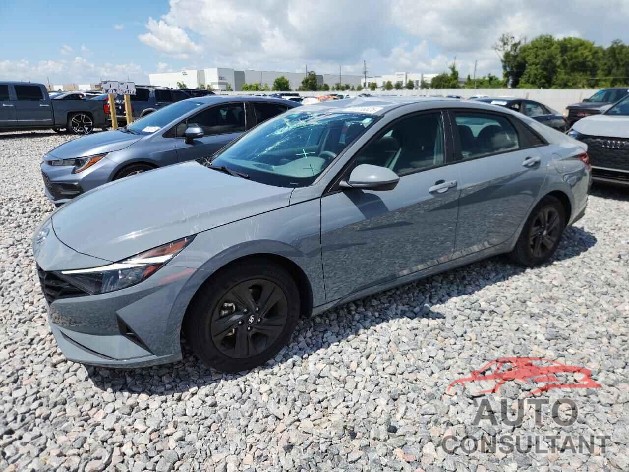 HYUNDAI ELANTRA 2022 - KMHLM4AG0NU283810