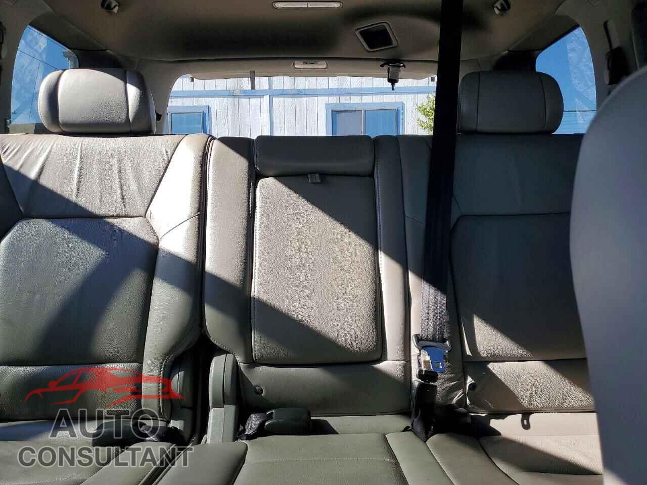 HONDA PILOT 2011 - 5FNYF3H55BB003743