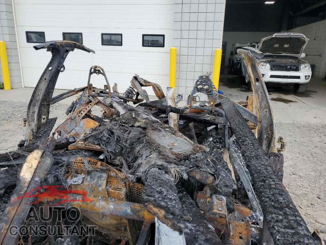 TESLA MODEL S 2017 - 5YJSA1E25HF192373