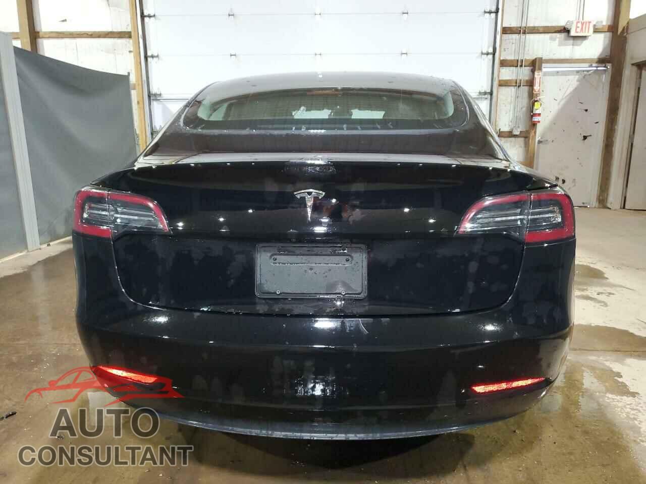 TESLA MODEL 3 2023 - 5YJ3E1EA5PF438532