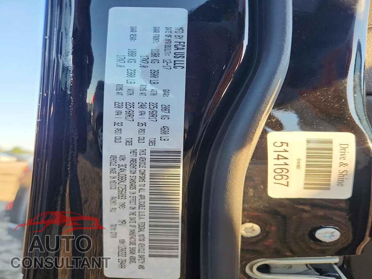 JEEP COMPASS 2018 - 3C4NJDBBXJT256093