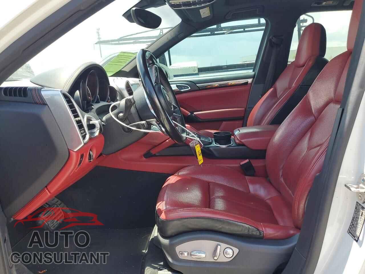PORSCHE CAYENNE 2017 - WP1AA2A24HKA87414