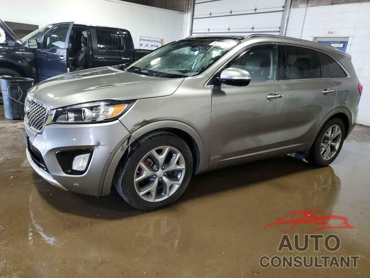 KIA SORENTO 2017 - 5XYPKDA56HG310041