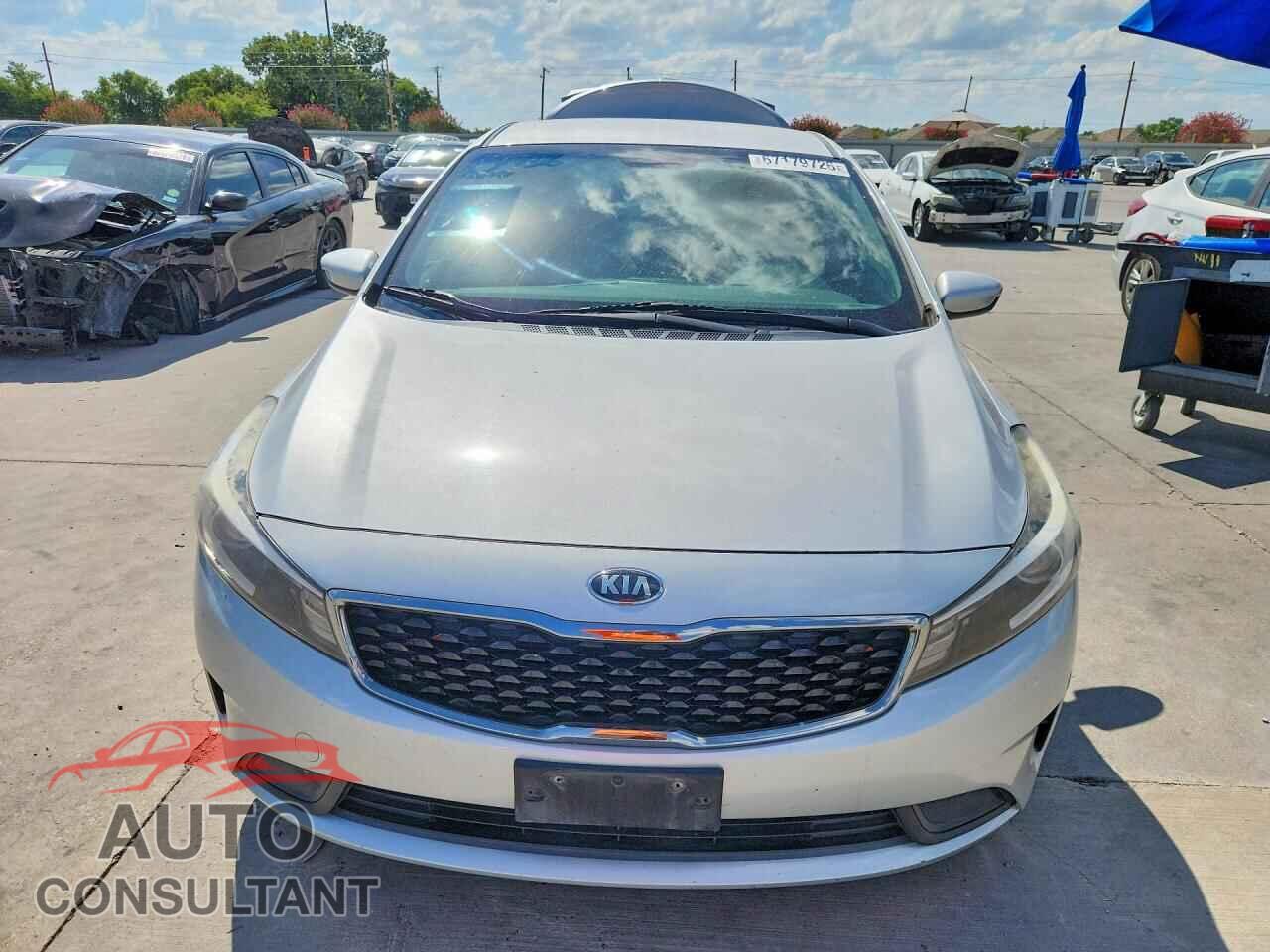 KIA FORTE 2017 - 3KPFK4A73HE036131