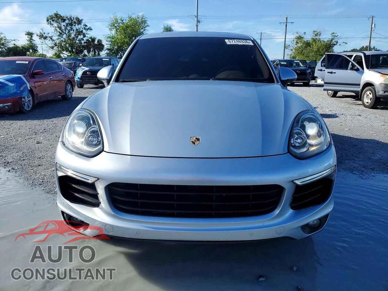 PORSCHE CAYENNE 2016 - WP1AF2A26GKA44922