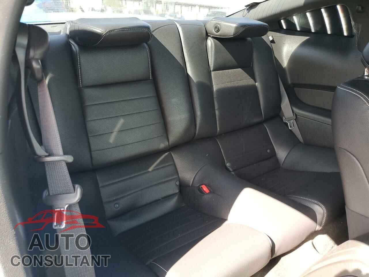 FORD MUSTANG 2012 - 1ZVBP8CF4C5256875