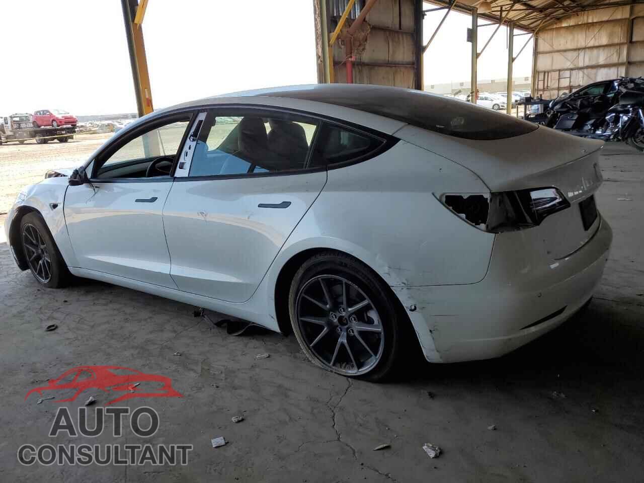 TESLA MODEL 3 2022 - 5YJ3E1EA8NF102208