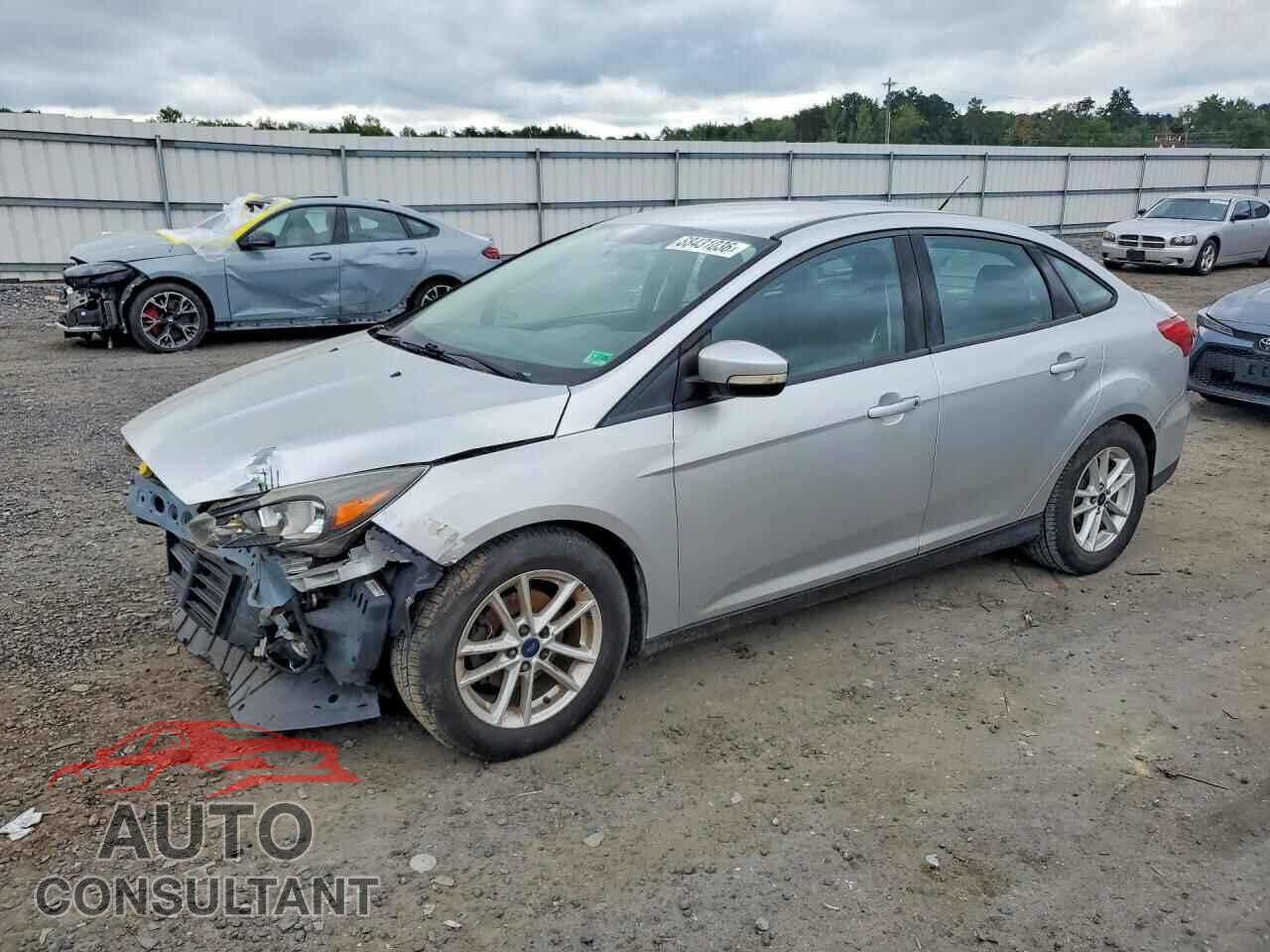 FORD FOCUS 2015 - 1FADP3F25FL379131