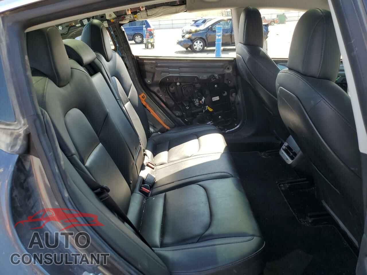 TESLA MODEL 3 2018 - 5YJ3E1EA4JF006876