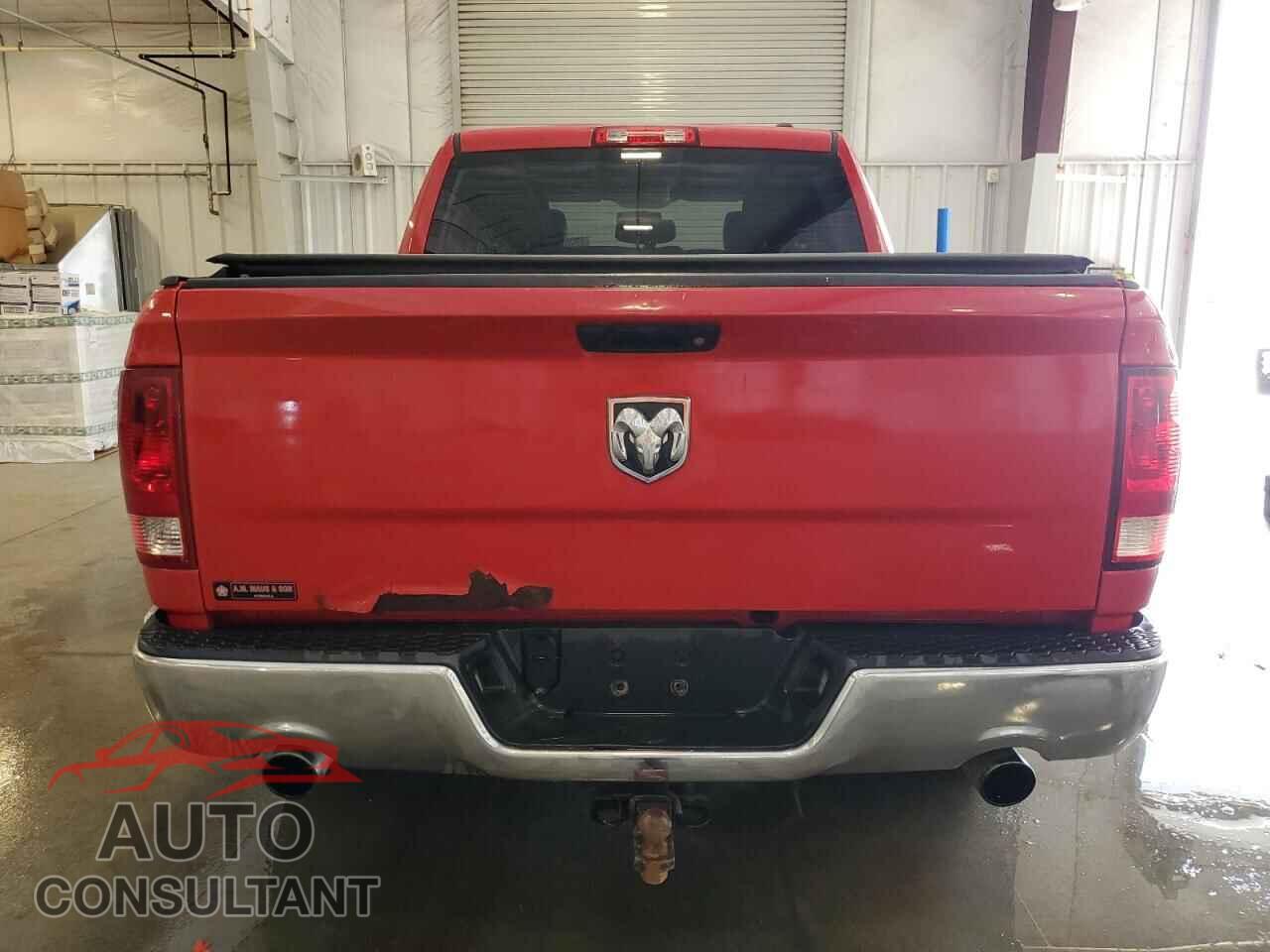 DODGE RAM 1500 2012 - 1C6RD7KT9CS227392