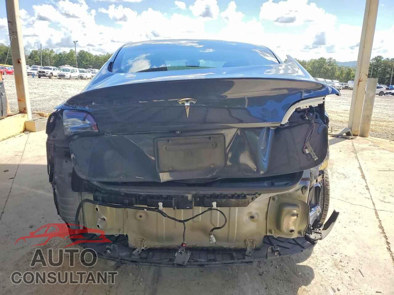 TESLA MODEL 3 2022 - 5YJ3E1EA2NF370039