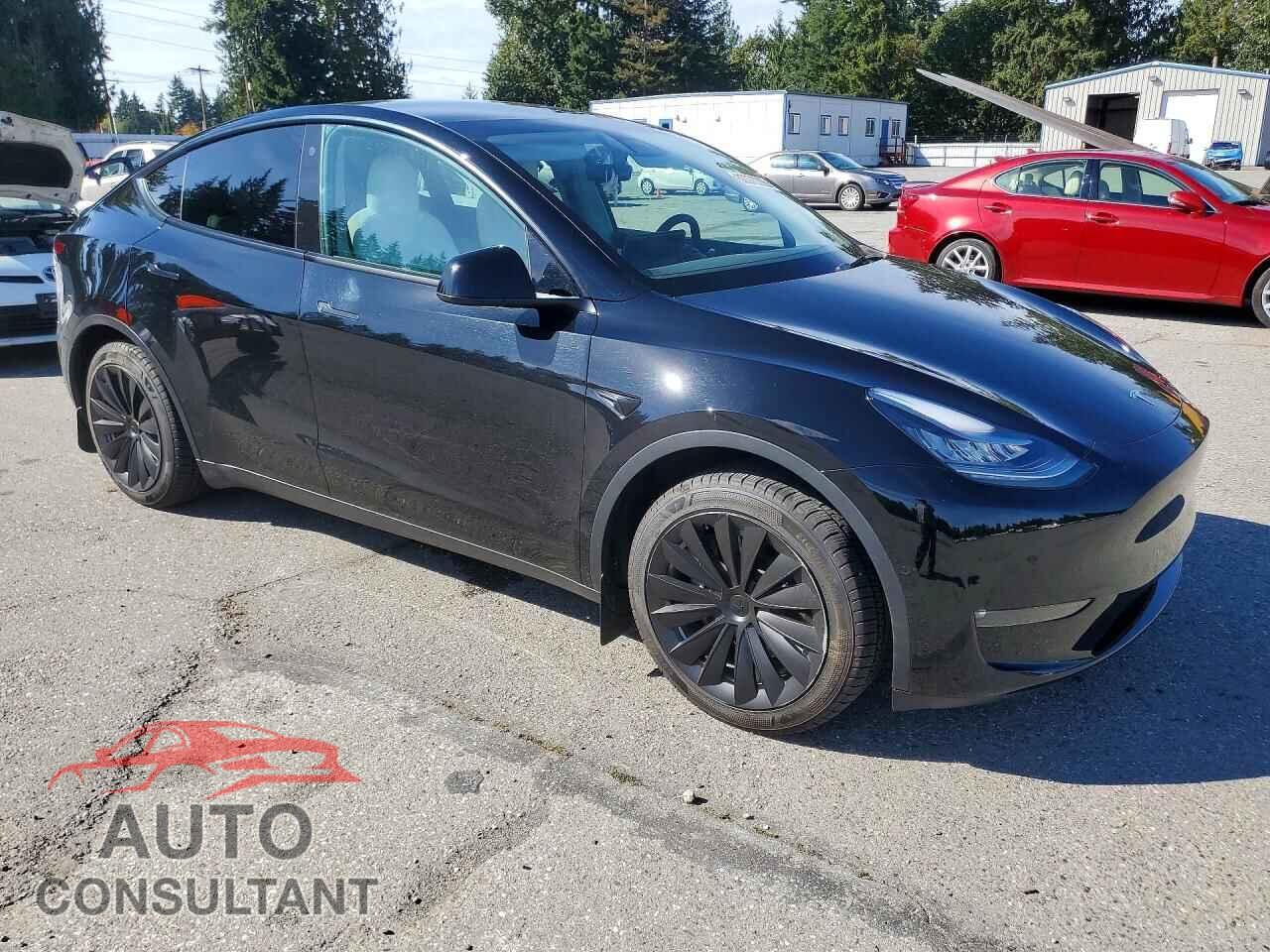TESLA MODEL Y 2021 - 5YJYGDED1MF116297