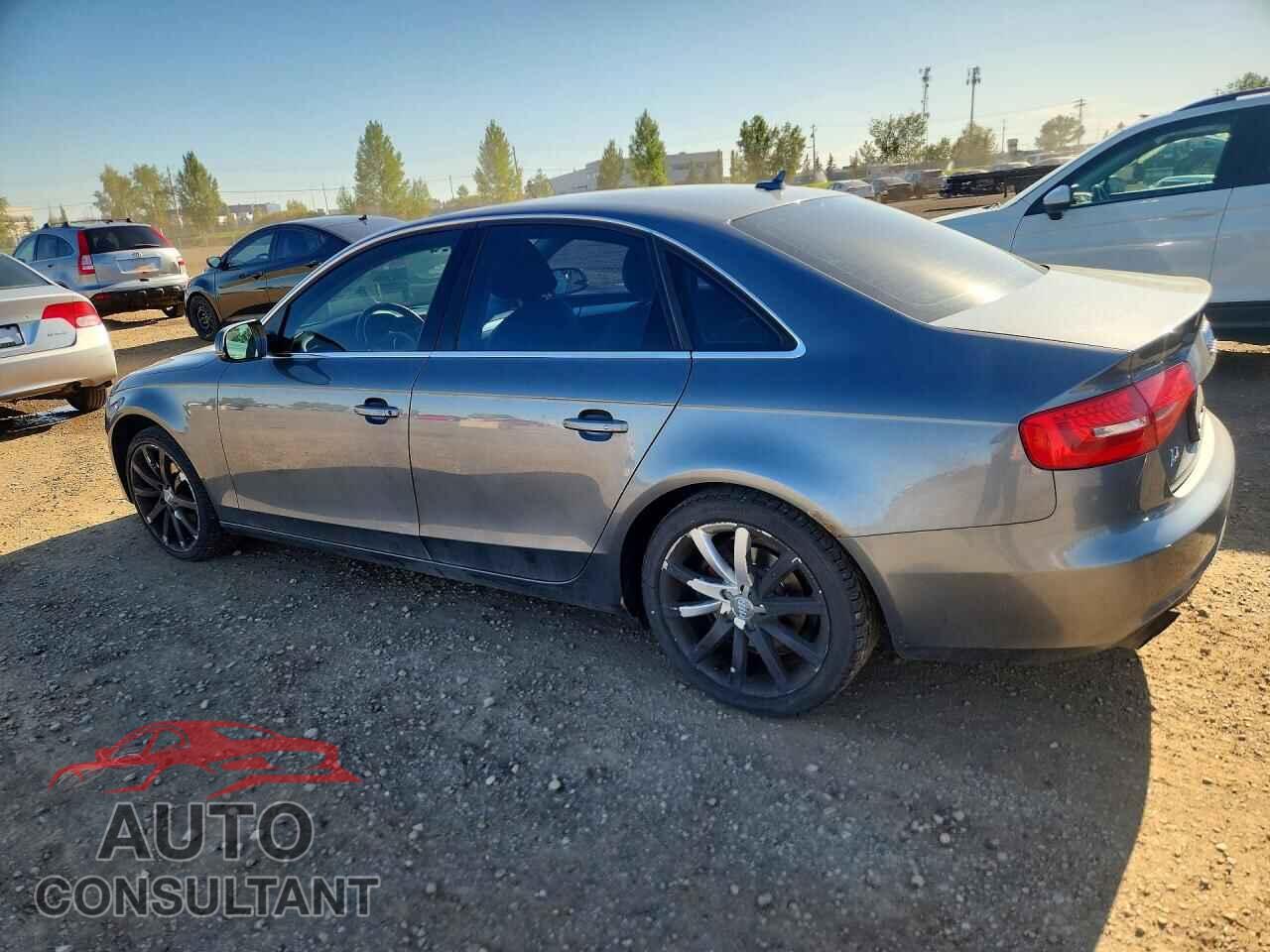 AUDI A4 2013 - WAUFFCFL8DN045298