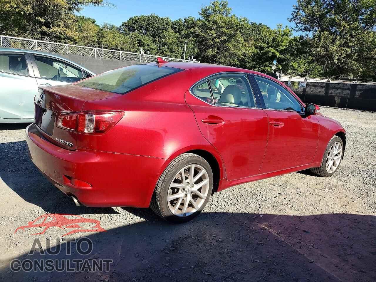 LEXUS IS 2012 - JTHCF5C27C5056528