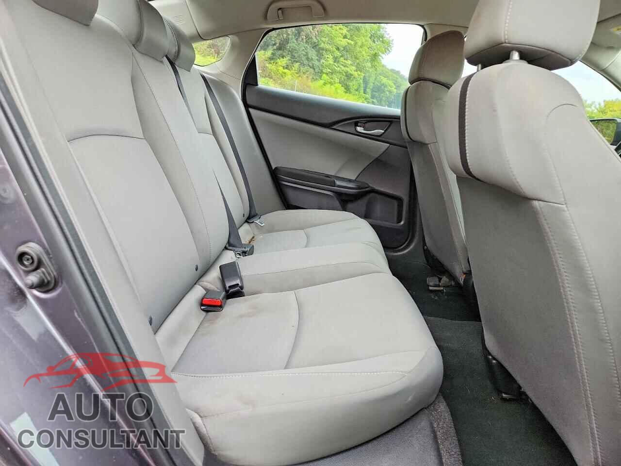 HONDA CIVIC 2017 - 19XFC2F56HE224196
