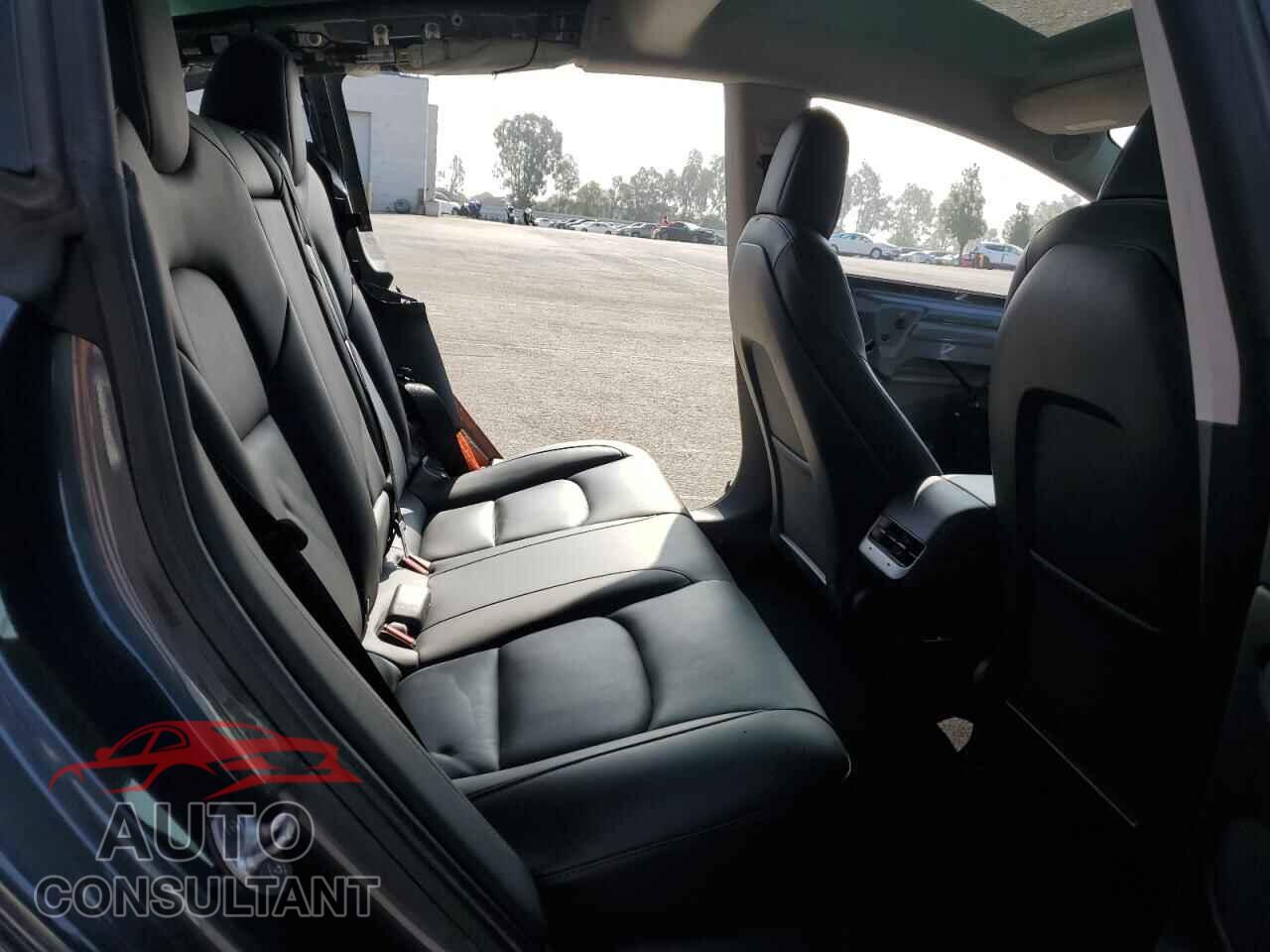 TESLA MODEL 3 2022 - 5YJ3E1EB6NF113216