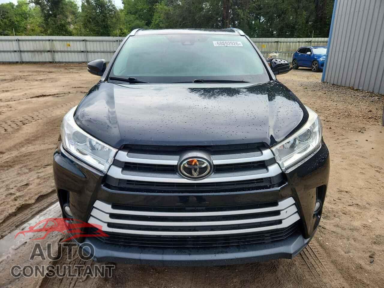 TOYOTA HIGHLANDER 2017 - 5TDJZRFH0HS374032