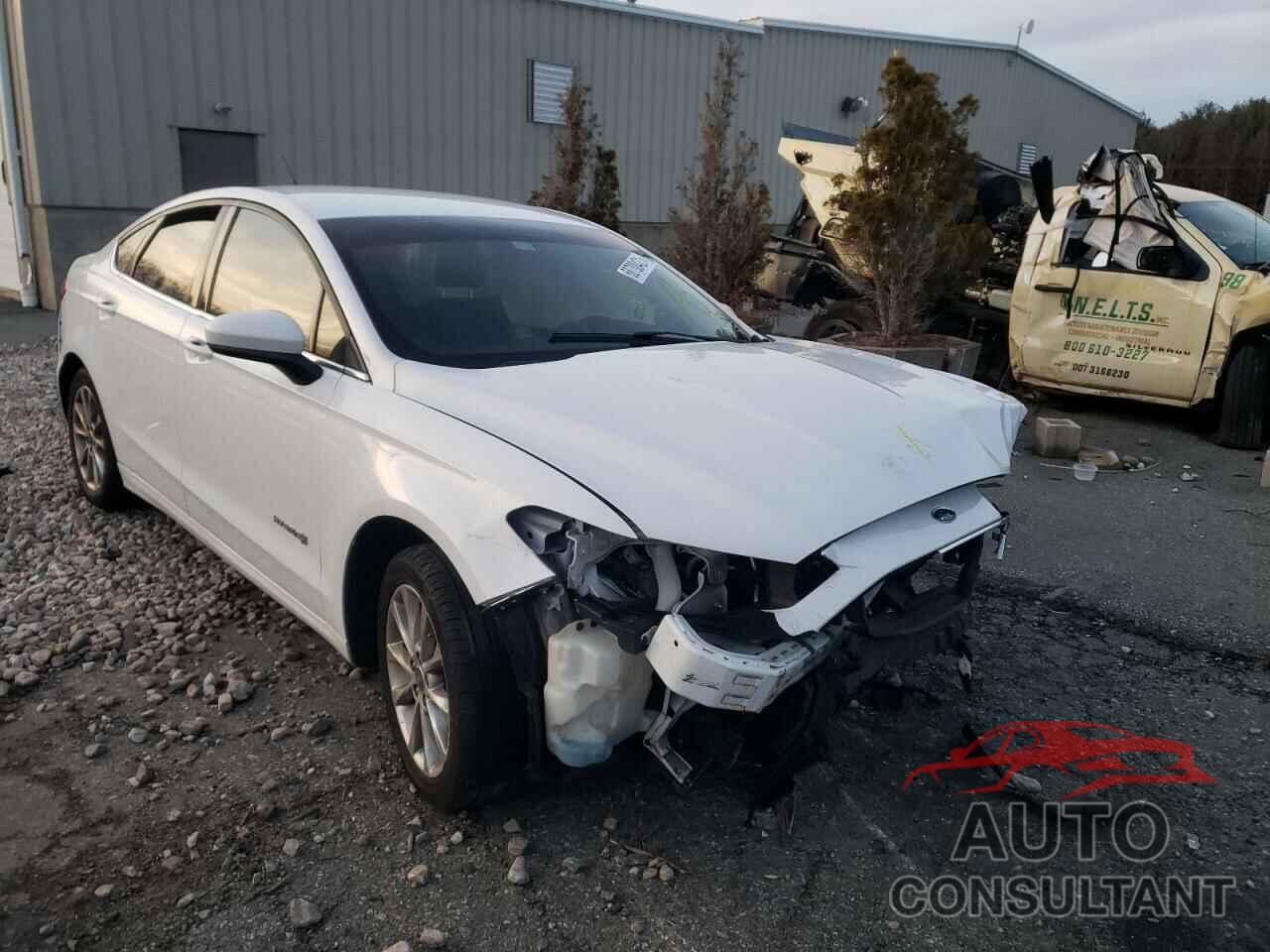 FORD FUSION 2017 - 3FA6P0LU7HR385935