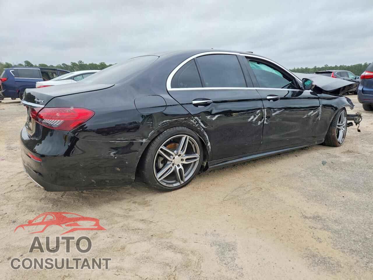 MERCEDES-BENZ E-CLASS 2021 - W1KZF8EB2MA995188