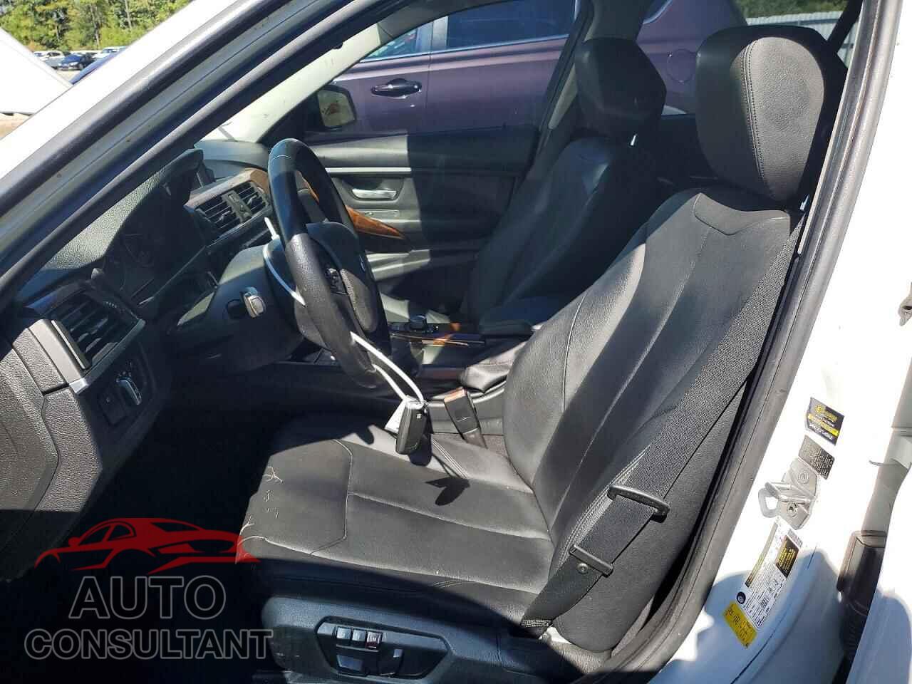 BMW 3 SERIES 2013 - WBA3A5G58DNP23948