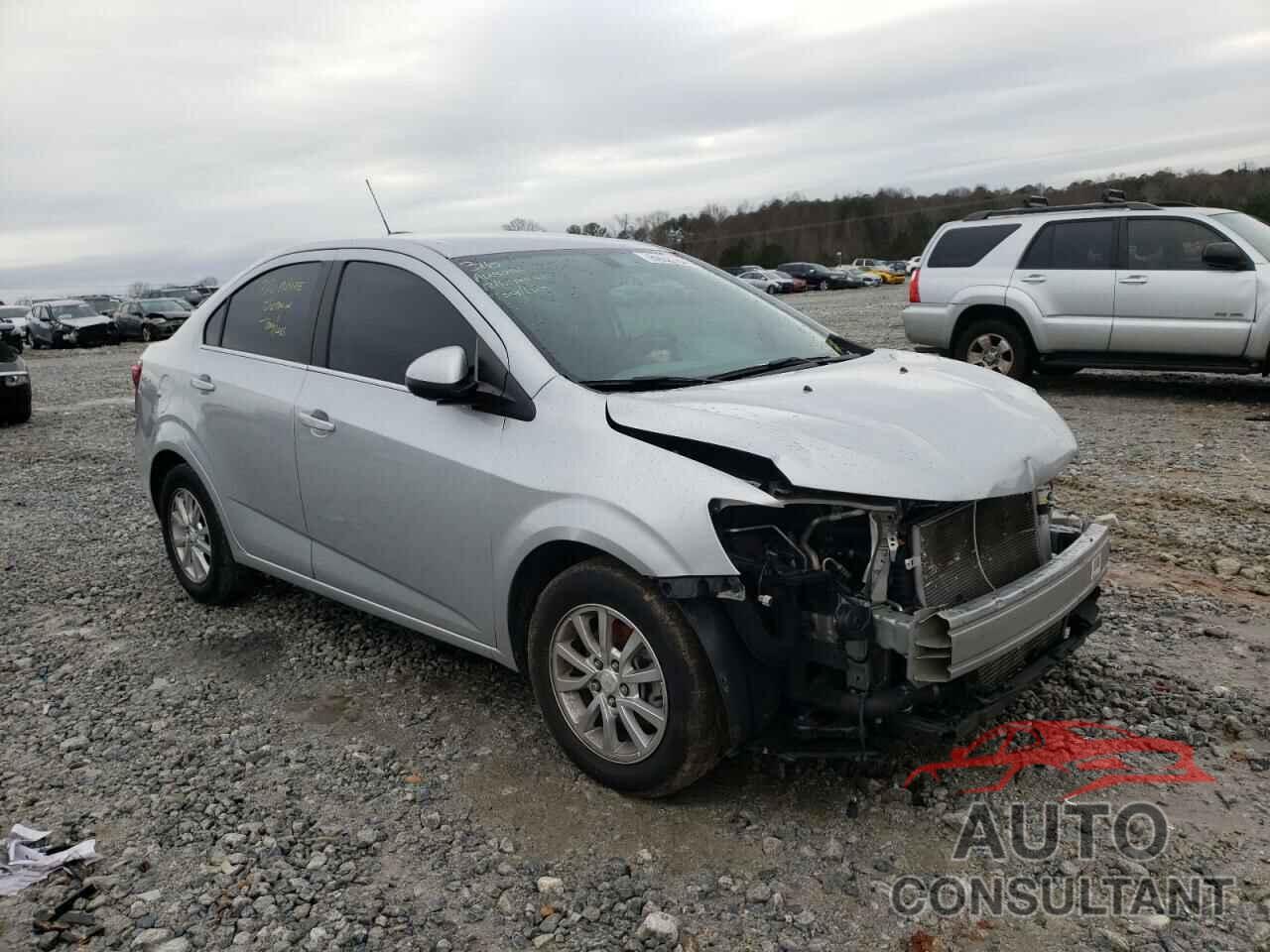 CHEVROLET SONIC 2019 - 1G1JD5SB3K4128502