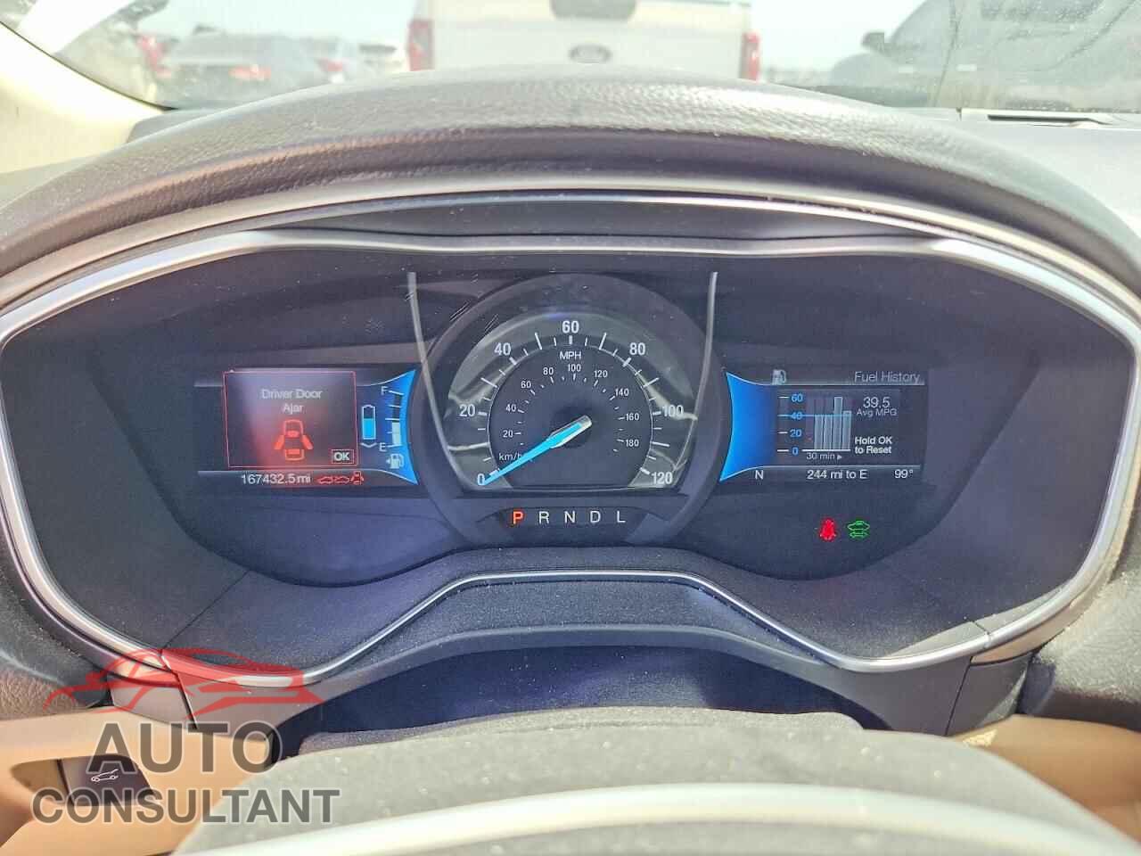 FORD FUSION 2016 - 3FA6P0LU2GR397845