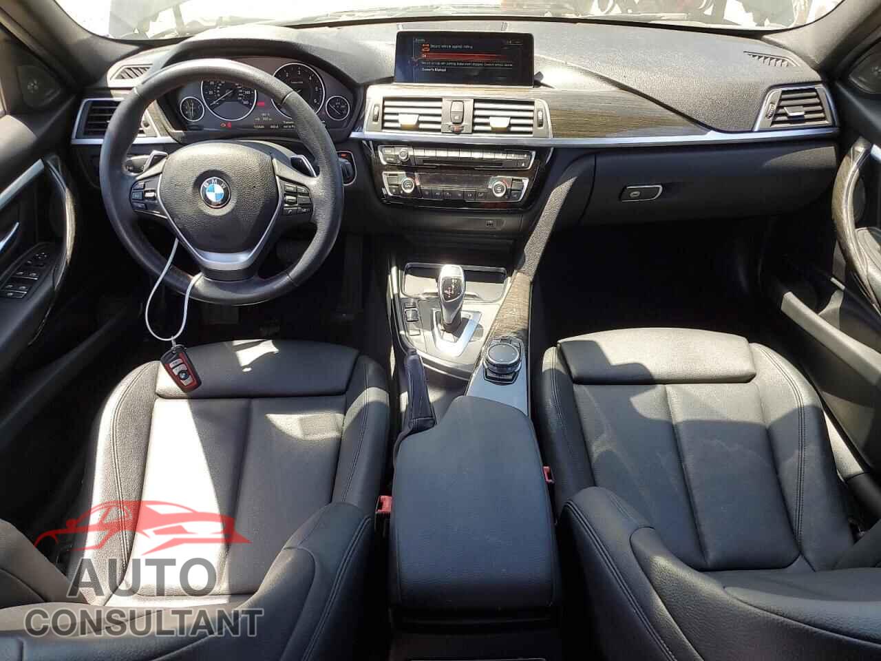 BMW 3 SERIES 2017 - WBA8E5C58HK388830